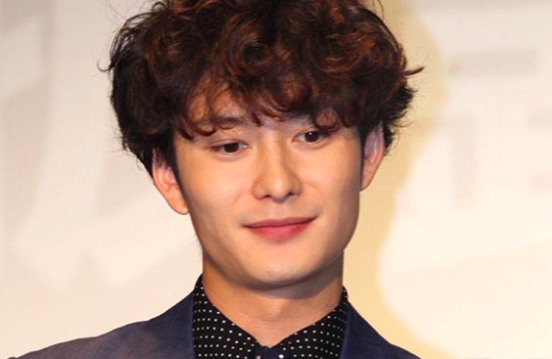 岡田将生と彼女のプリクラが流出 彼女は田中里奈やガッキーだという噂も 芸能プレス